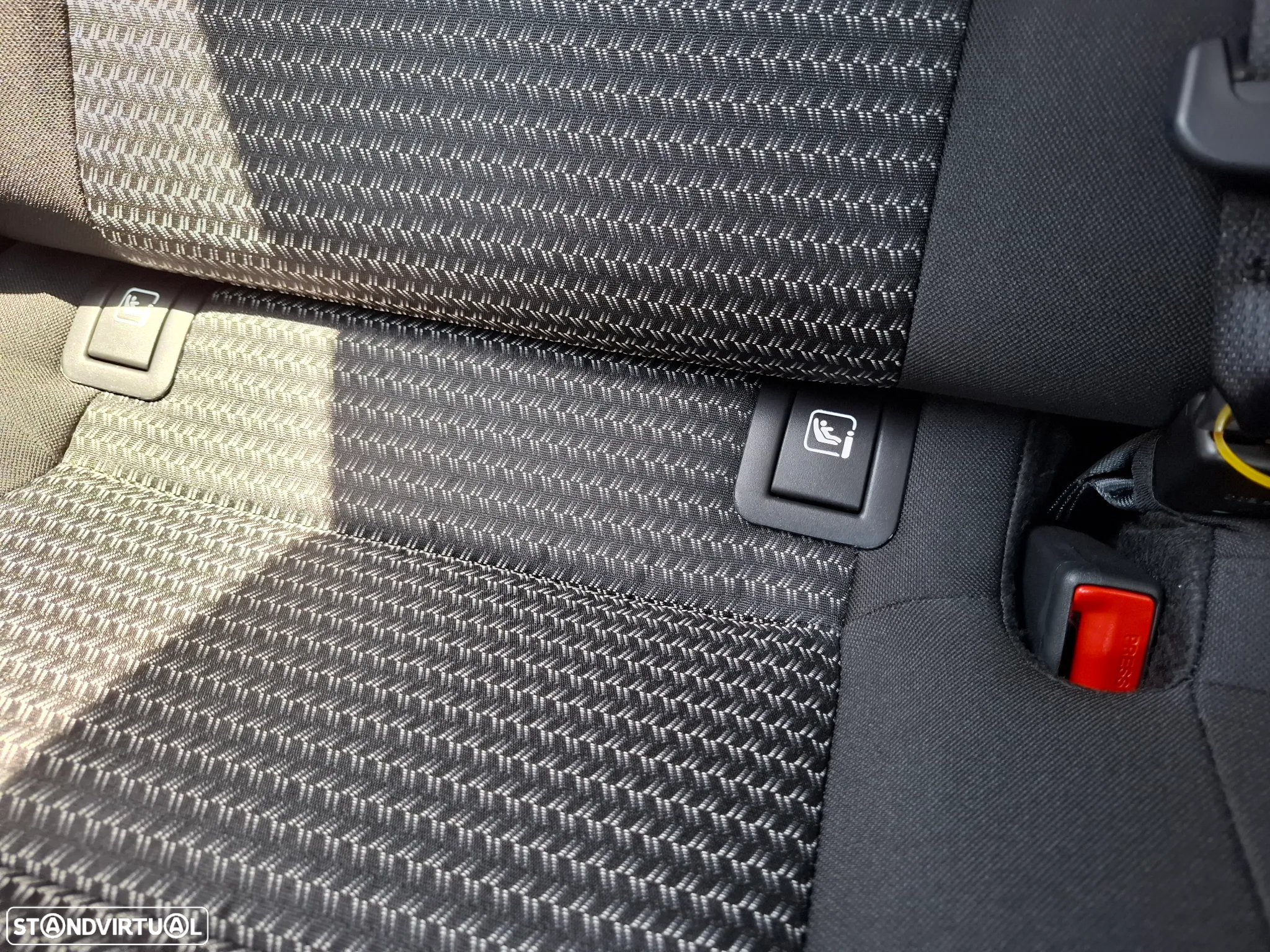 Kia XCeed 1.5 T-GDI Sport - 36