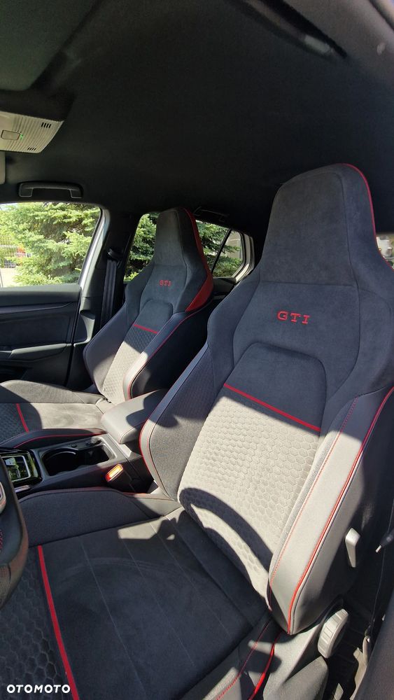 Volkswagen Golf 2.0 TSI GTI Clubsport DSG - 12