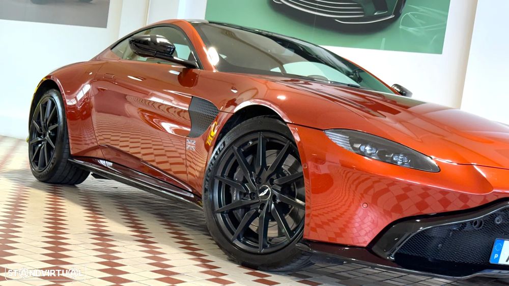 Aston Martin Vantage Coupe 4.0 Twin-Turbo V8 - 6