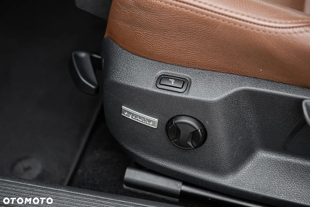 Volkswagen Golf - 18