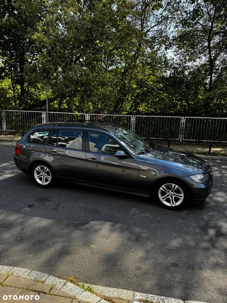 BMW Seria 3 320d - 1