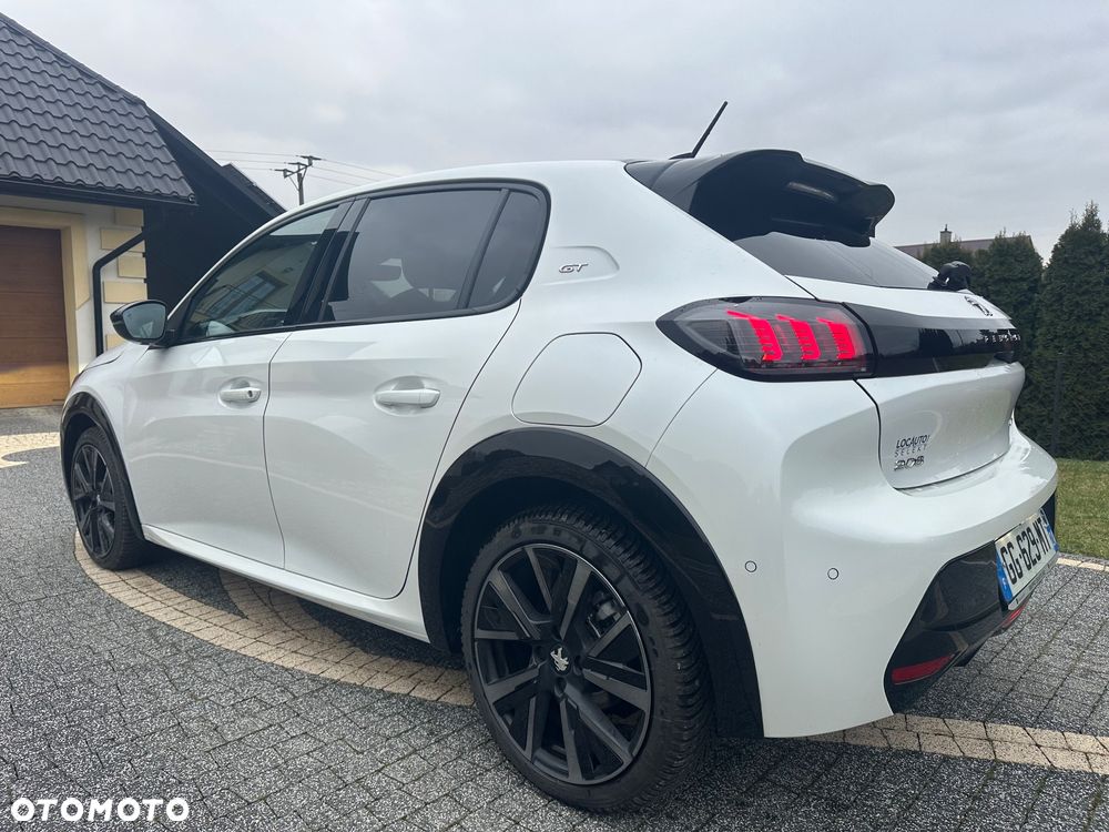 Peugeot 208 PureTech 130 EAT8 GT Pack - 10