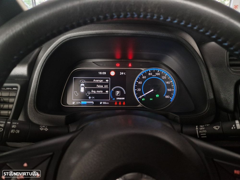 Nissan Leaf Acenta - 10