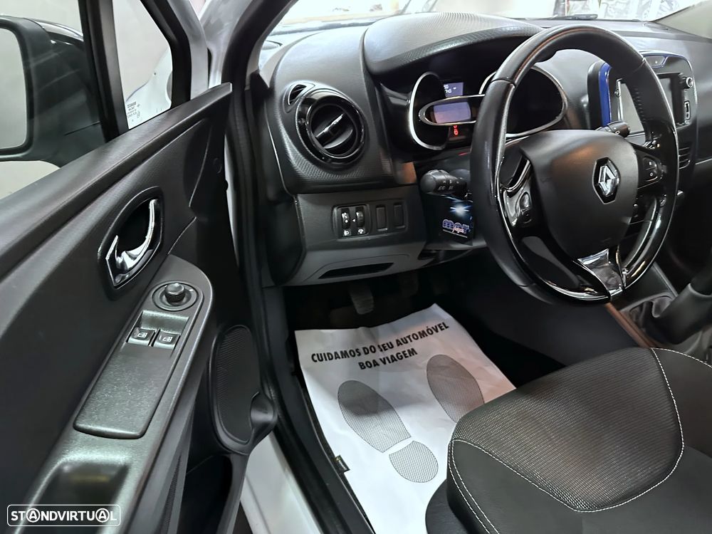 Renault Clio Sport Tourer 1.5 dCi Limited - 20