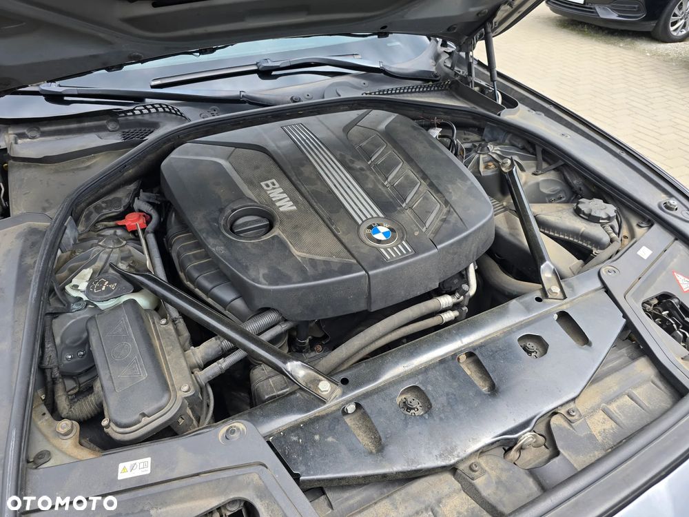 BMW Seria 5 - 16