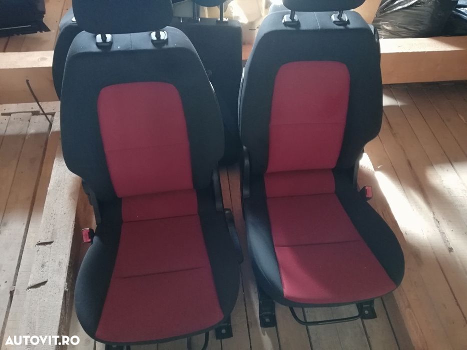 CD player aux Plansa bord interior scaune banchete Mitsubishi colt - 3