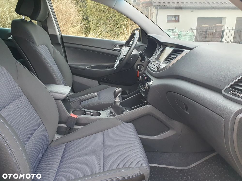 Hyundai Tucson 1.7 CRDI BlueDrive Comfort 2WD - 15