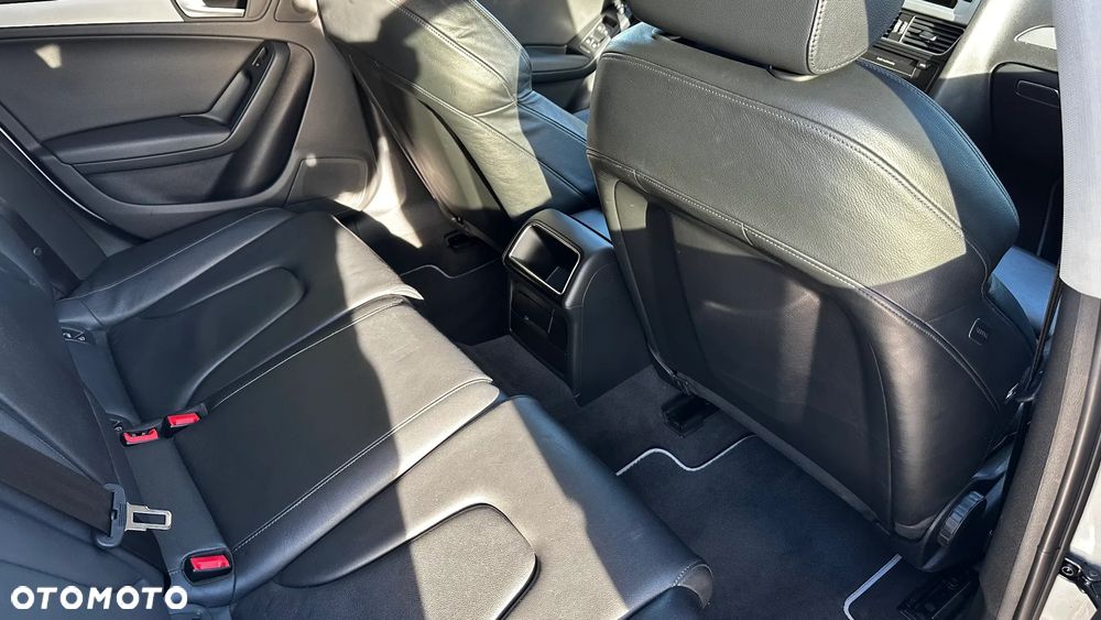 Audi A4 Allroad 2.0 TDI Quattro - 11