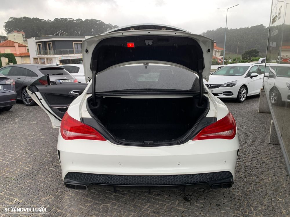 Mercedes-Benz CLA 45 AMG 4-Matic - 8