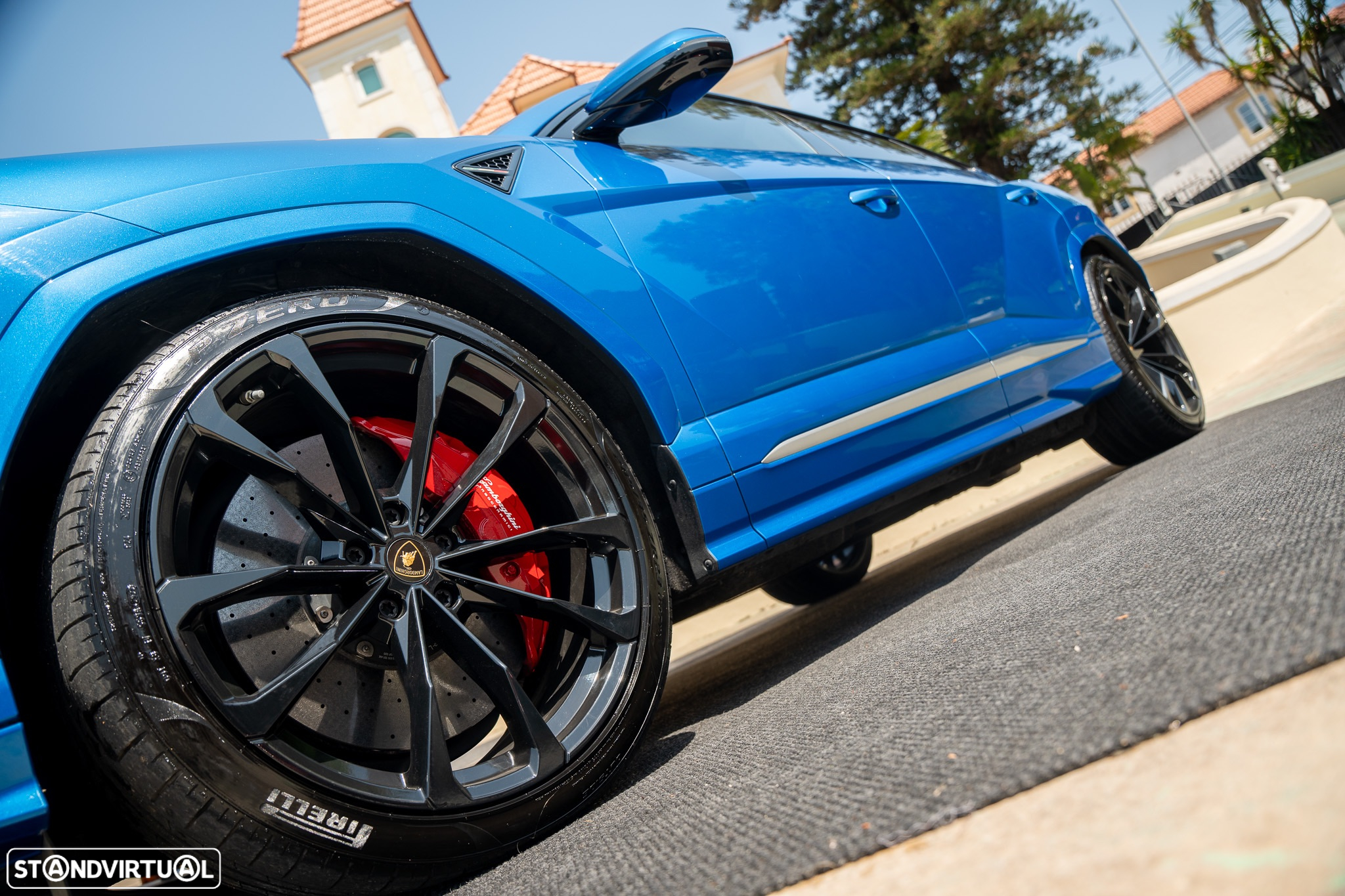 Lamborghini Urus 4.0 V8 - 8