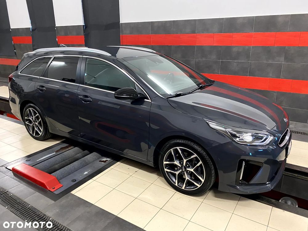 Kia Ceed 1.5 T-GDI GT-Line DCT - 4