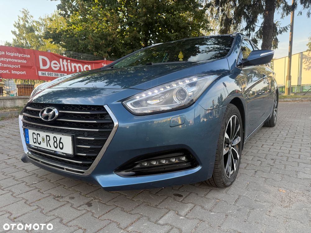 Hyundai i40 Kombi blue 1.7 CRDi DCT Premium - 3