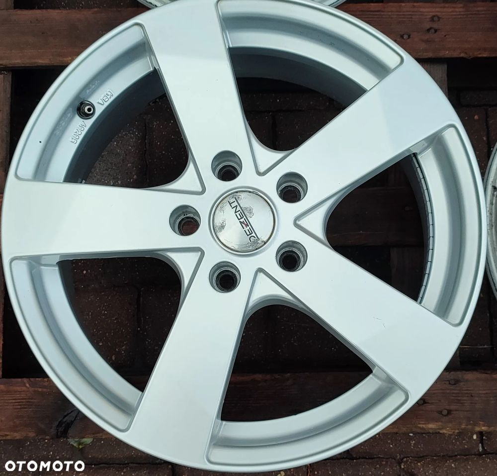 Felgi Aluminiowe Dezent Opel Insignia B Zafira C Astra J17 Cali 5x115 7Jx17 Et43 Ø70,1mm BDB !! - 2