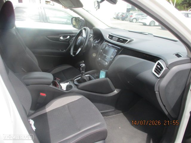 Toyota Auris Touring Sports 1.6 D-4D Edition-S - 10