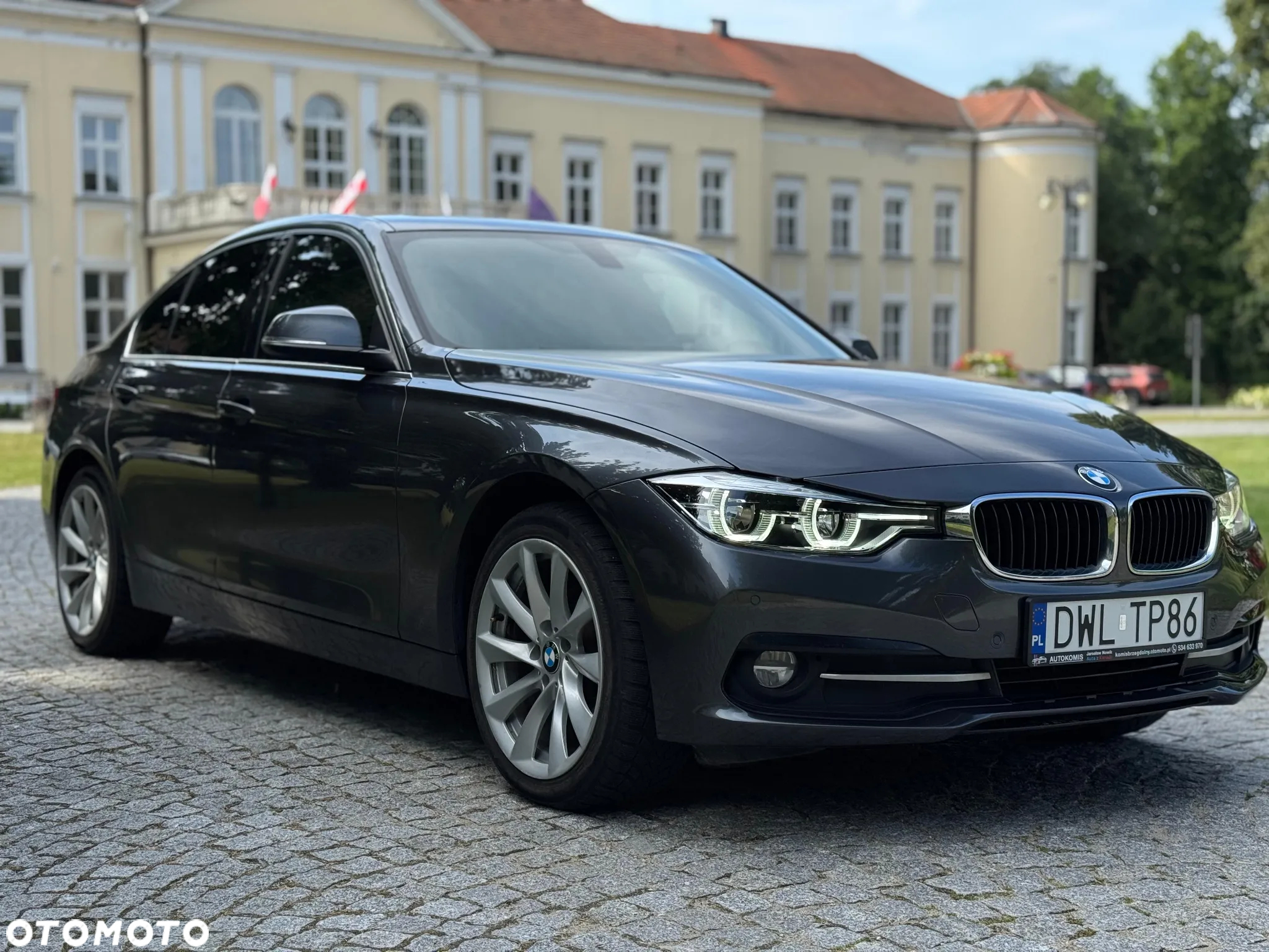 BMW Seria 3 330i - 31