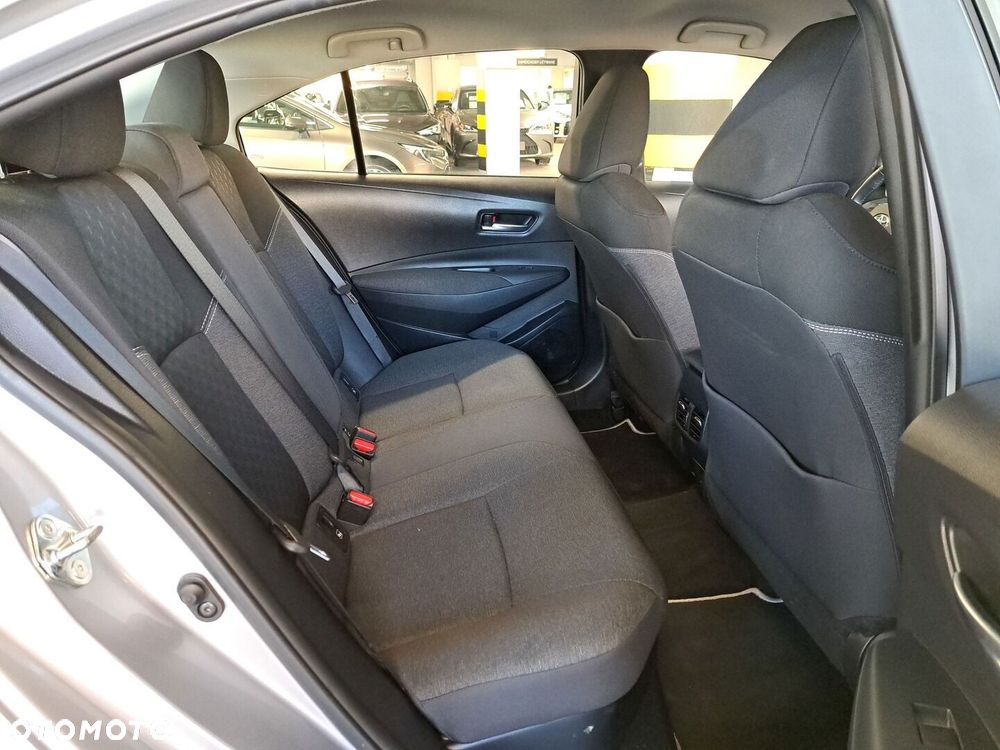 Toyota Corolla 1.8 Hybrid Comfort - 15