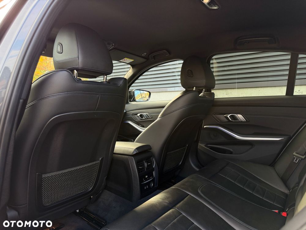 BMW Seria 3 - 14