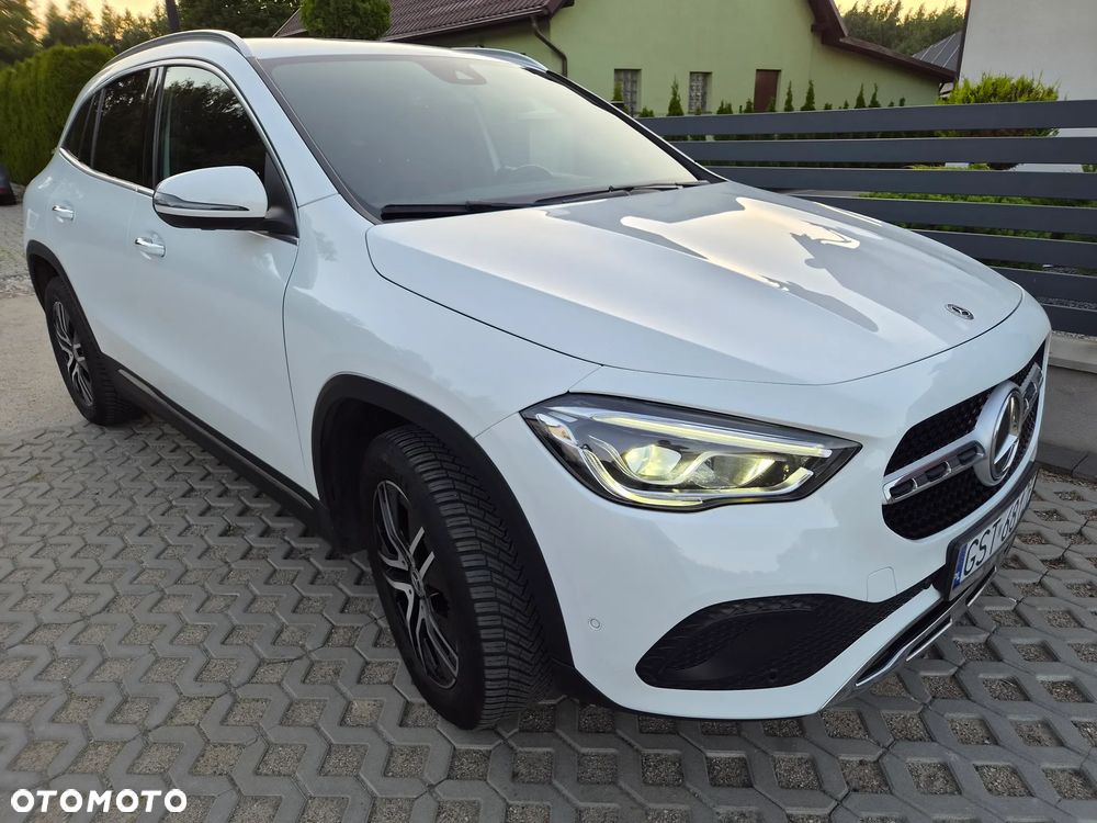 Mercedes-Benz GLA 250 4Matic 8G-DCT Edition 2021 - 3