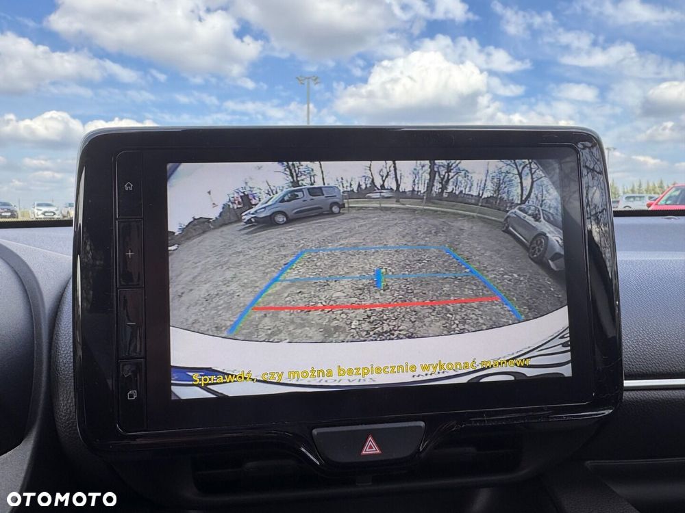 Toyota Yaris Hybrid 1.5 Style - 16