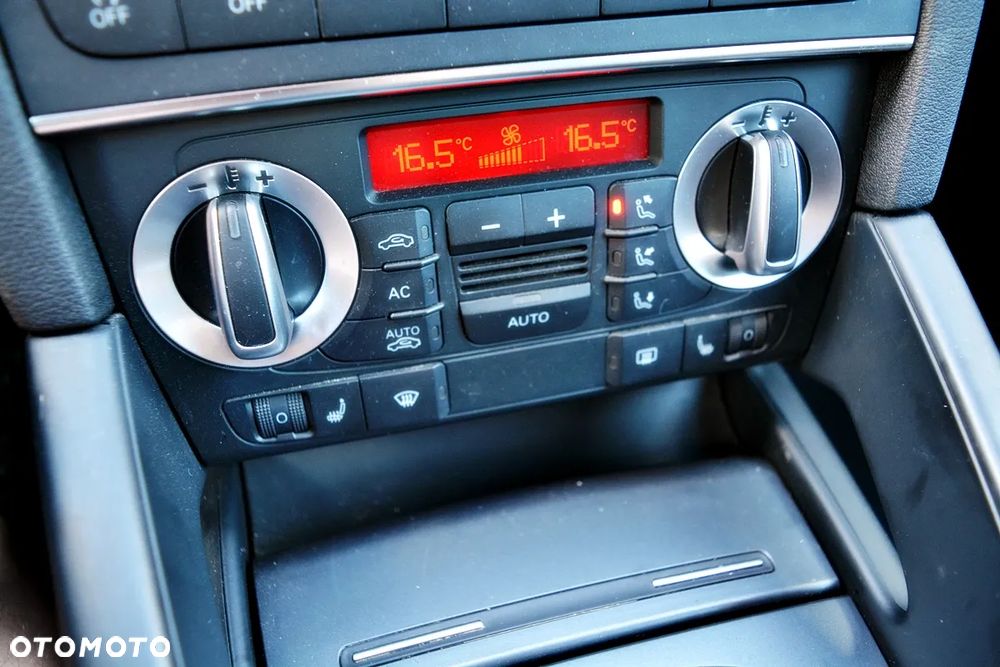 Audi A3 3-drzwiowe 1.6 TDI 99g DPF - 9