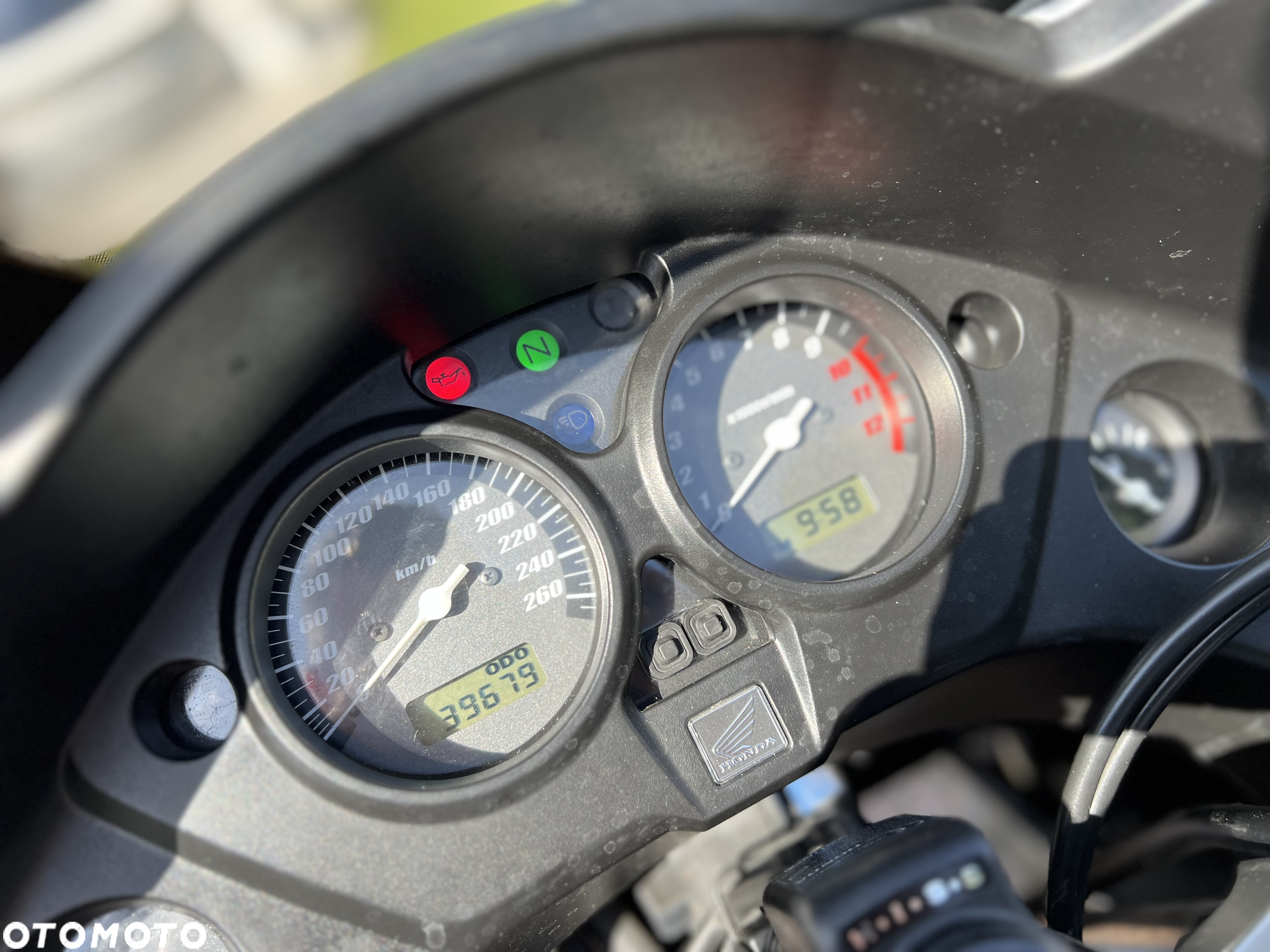 Honda CBF - 40