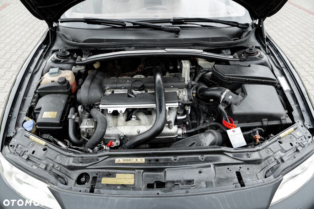 Volvo XC 70 AWD Momentum - 36