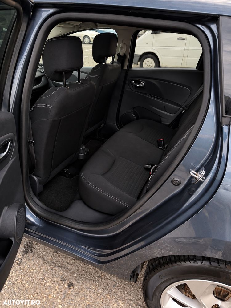 Renault Clio - 9