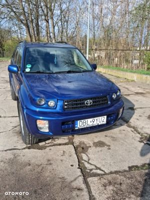 Toyota RAV4 2.0 VVT-i 4x4 - 4