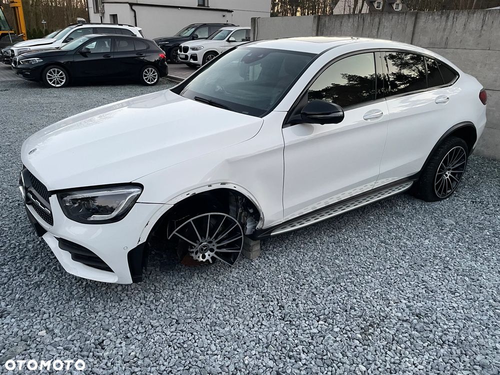 Mercedes-Benz GLC 220 d 4Matic 9G-TRONIC AMG Line - 3