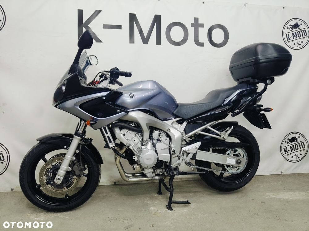 Yamaha FZS - 19