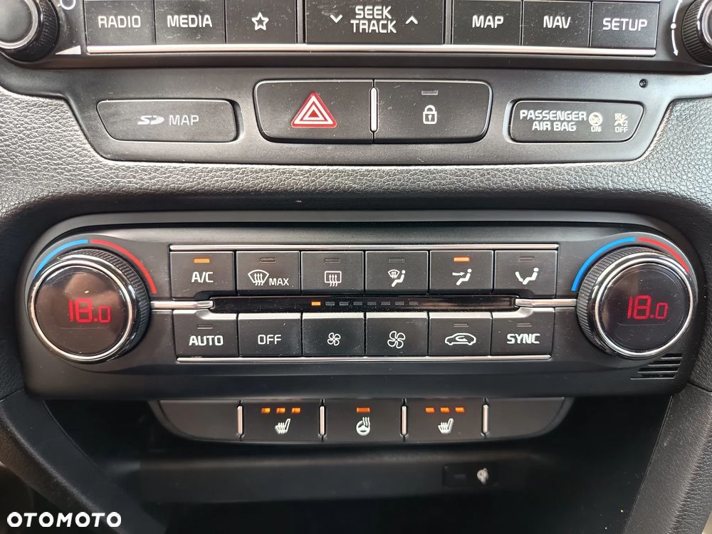Kia Ceed 1.4 T-GDI DCT OPF Spirit - 24