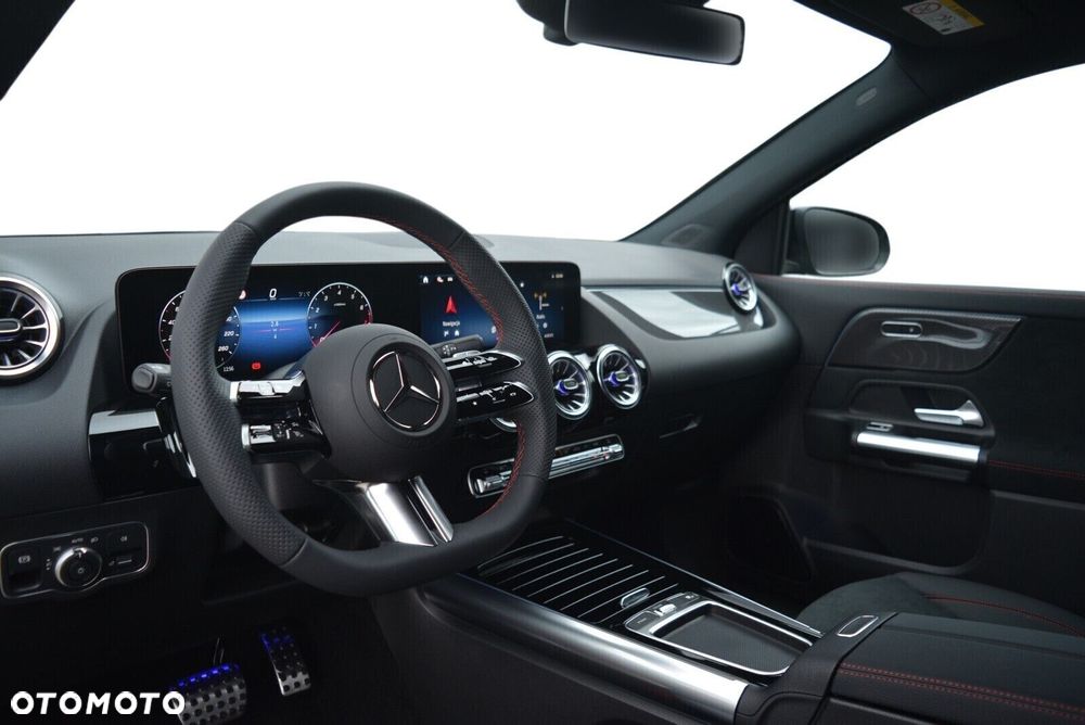 Mercedes-Benz GLA 200 AMG Line - 7
