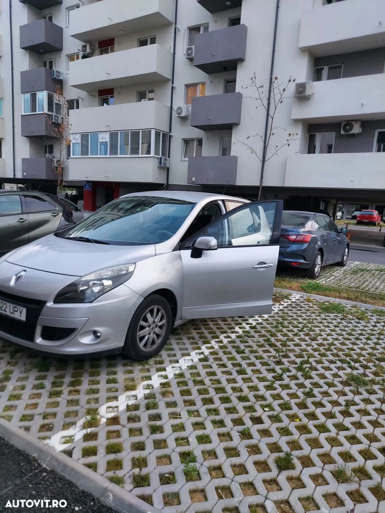 Renault Scenic 1.9dCi Privilege - 2