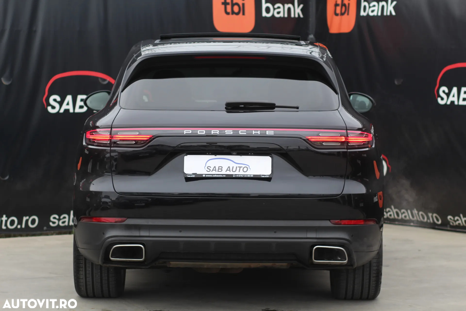 Porsche Cayenne - 22