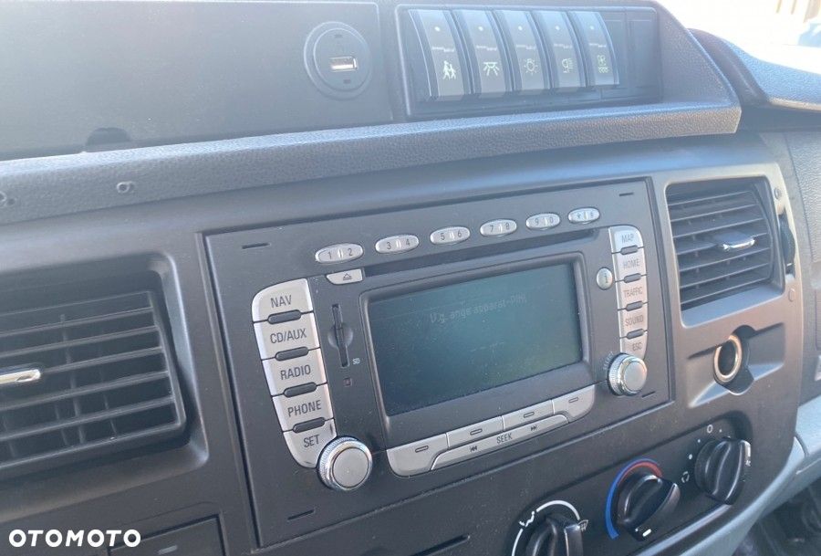 FORD Transit 2.2 TDCi 330 - Minibuss - Dla inwalidów - Pneumatyka - Rampa - 22