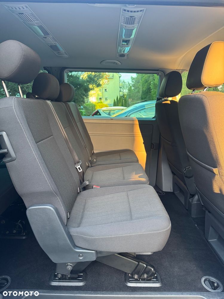 Volkswagen Caravelle 2.0 TDI L2 Highline 4Motion DSG - 21