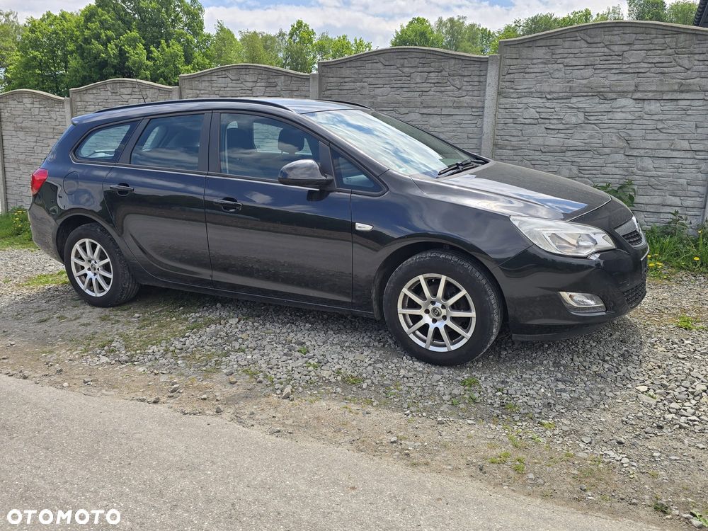 Opel Astra 1.4 150 Jahre - 3