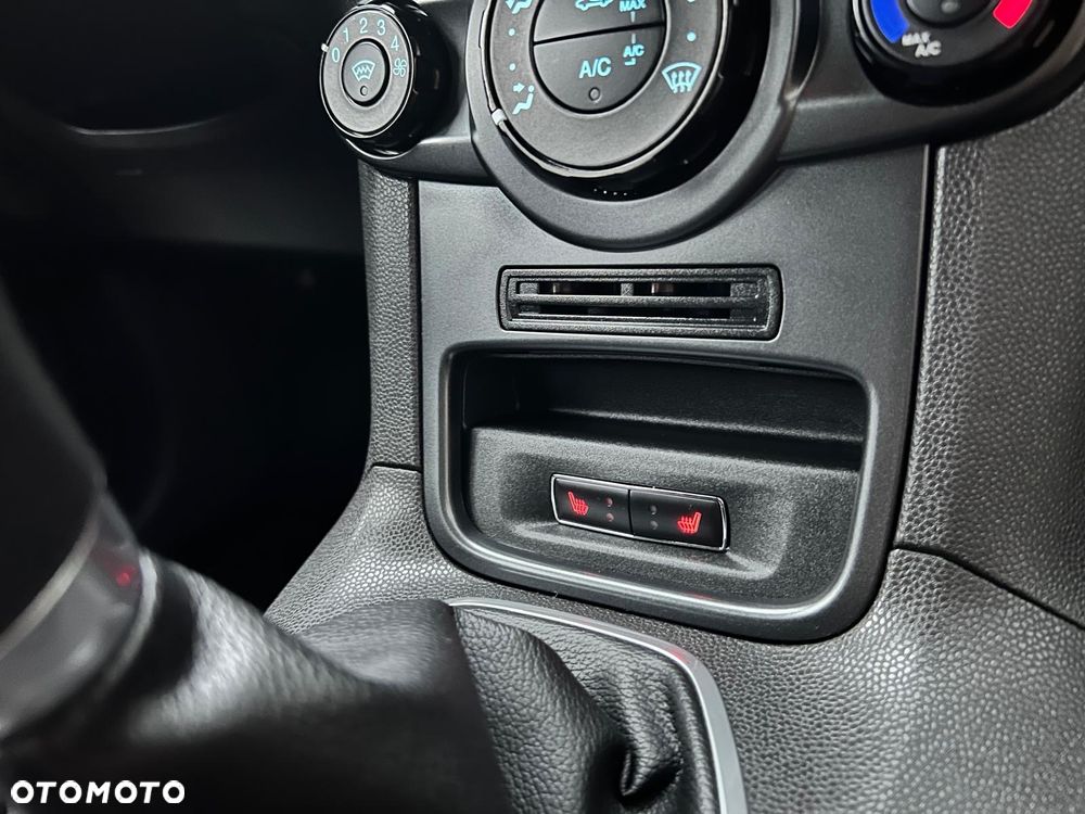 Ford Fiesta - 15
