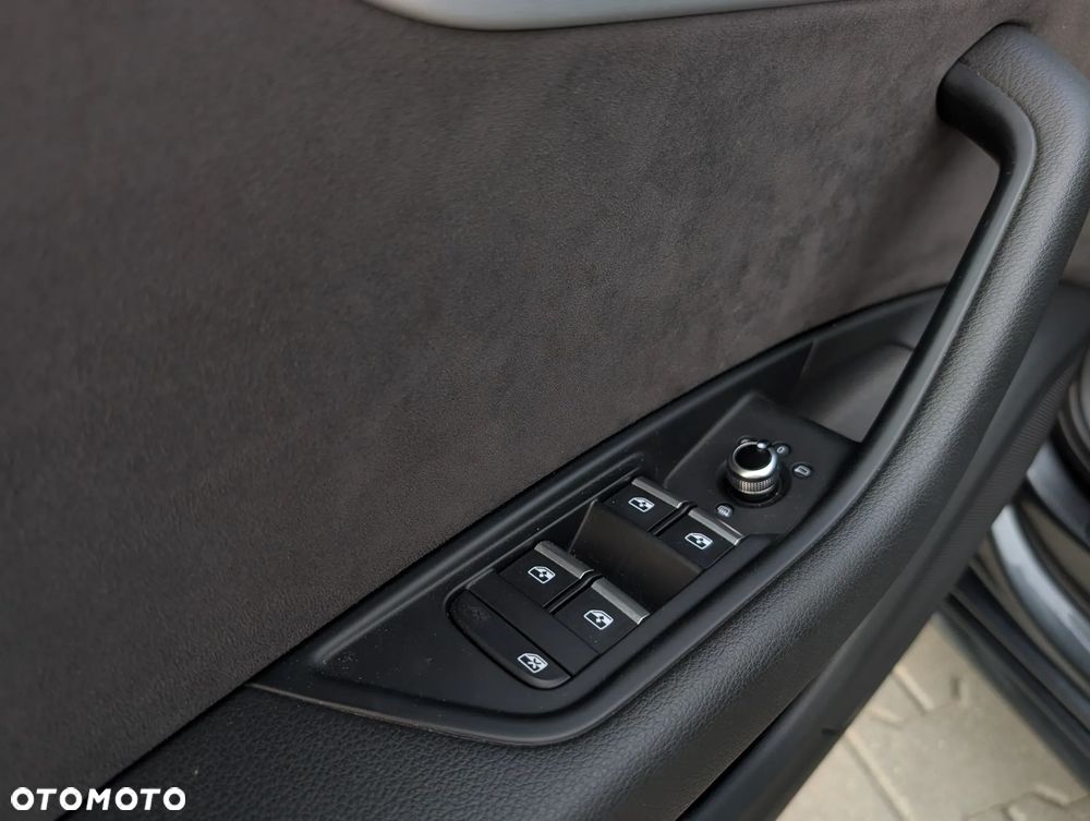 Audi A4 Avant 40 TFSI S tronic S line - 22