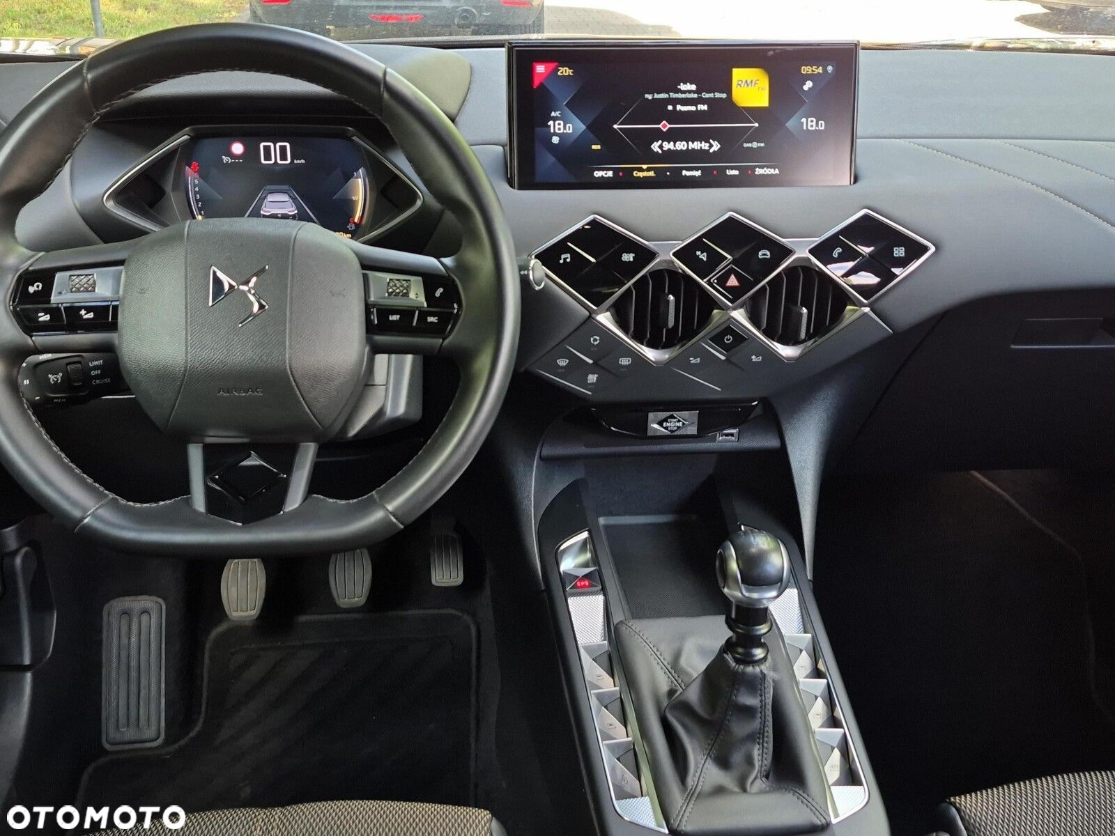 DS Automobiles DS 3 Crossback - 15