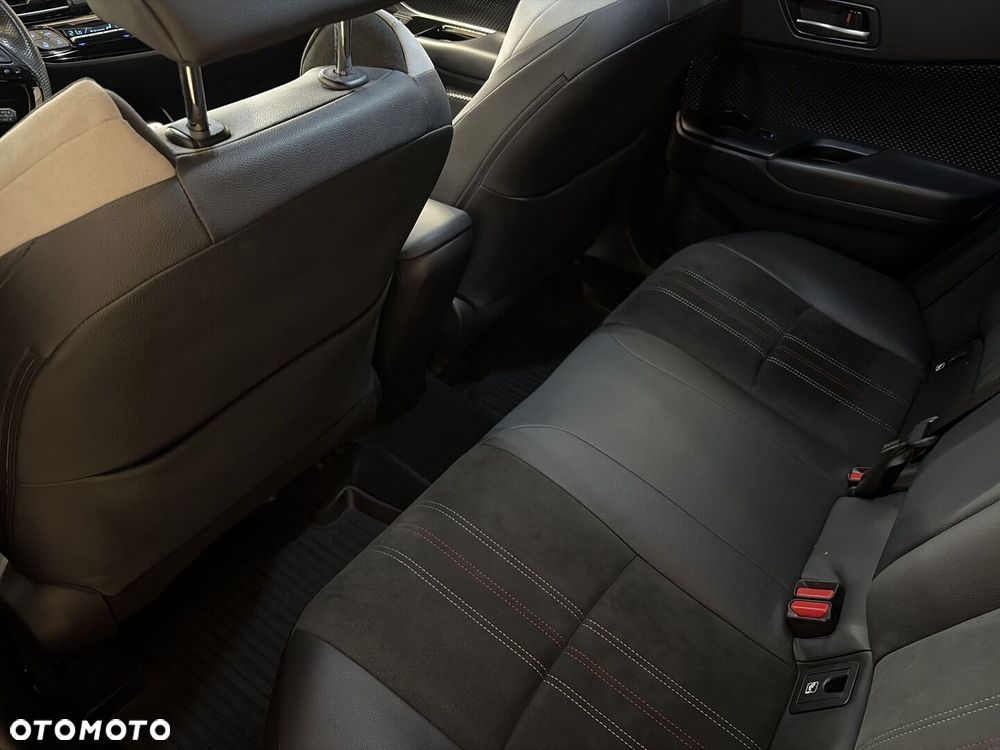 Toyota C-HR 2.0 Hybrid GR Sport - 12