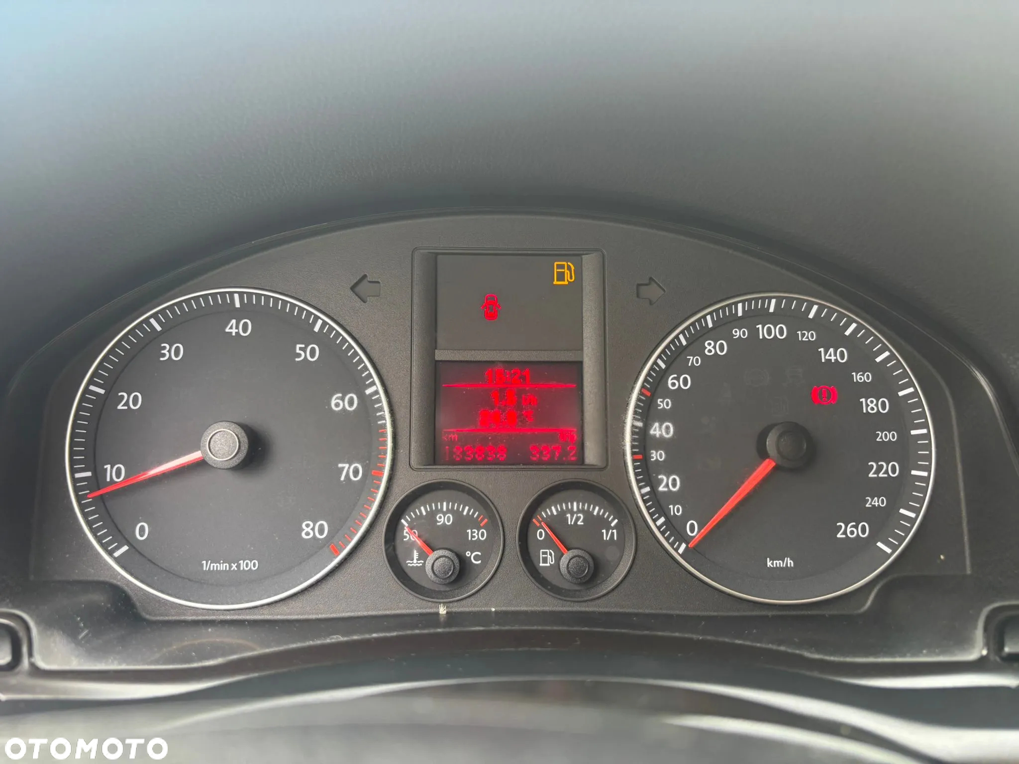 Volkswagen Golf 1.6 FSI Comfortline - 10