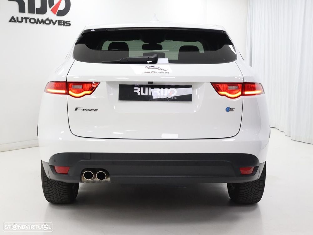 Jaguar F-Pace 2.0 i4D R-Sport - 28
