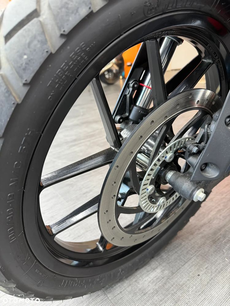 KTM Adventure 390 - 33