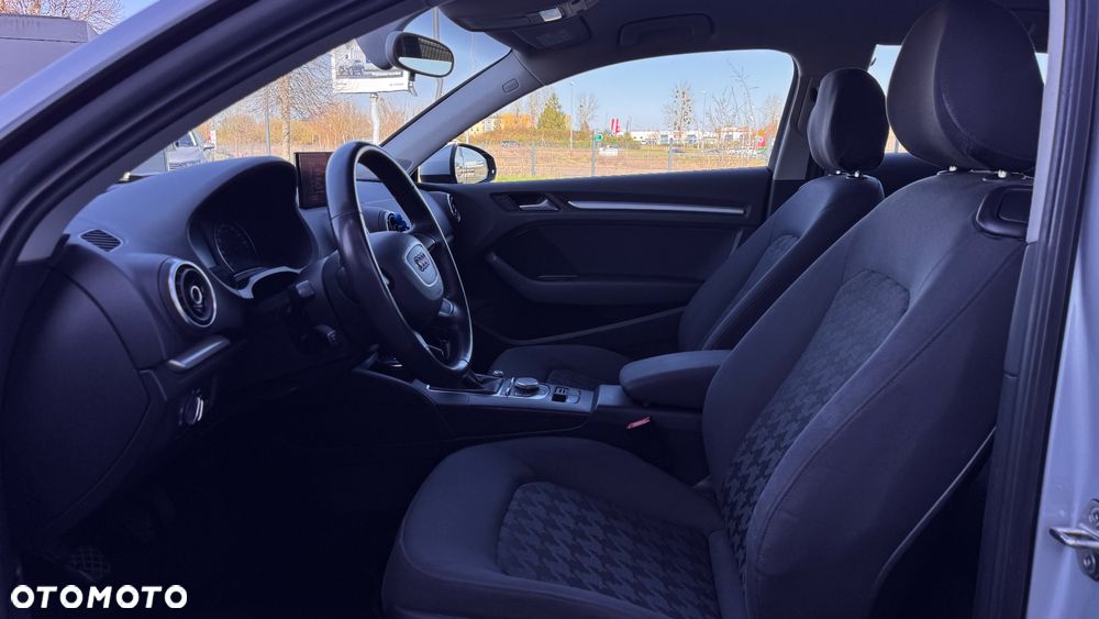 Audi A3 3-drzwiowe 1.4 TFSI Attraction - 17