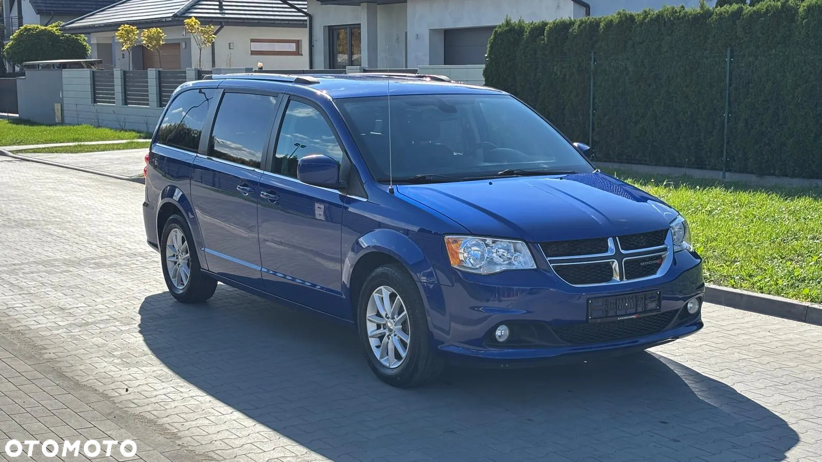 Dodge Grand Caravan - 5