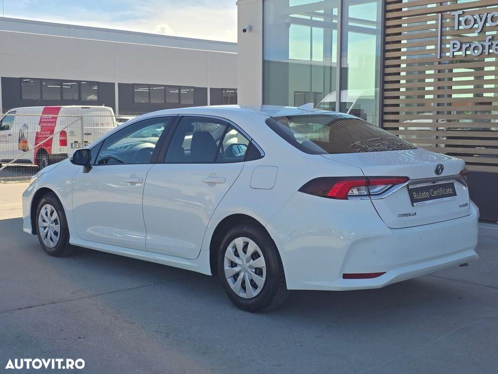 Toyota Corolla 1.8 HSD Business - 6