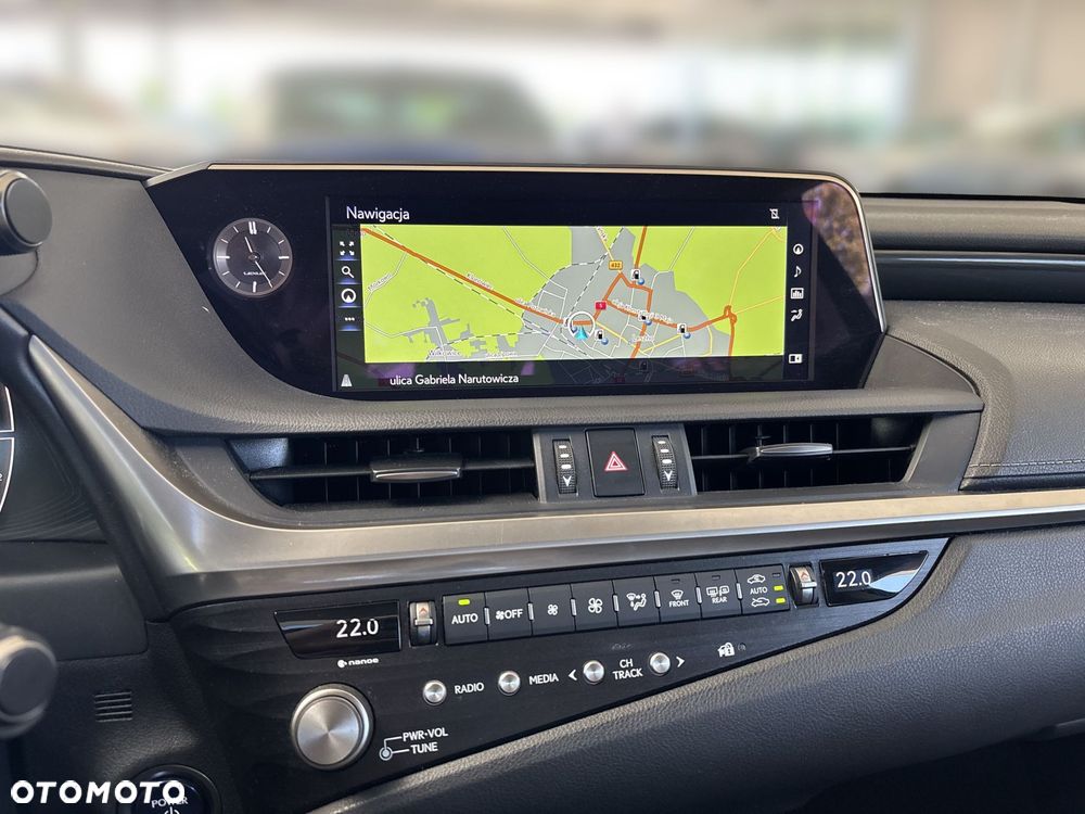 Lexus ES - 19