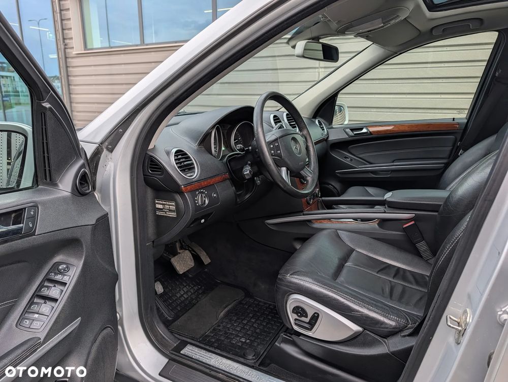Mercedes-Benz GL 320 CDI 4Matic 7G-TRONIC - 13