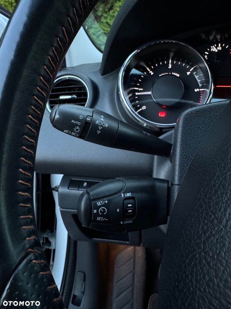 Peugeot 3008 2.0 BlueHDi Crossway S&S - 25